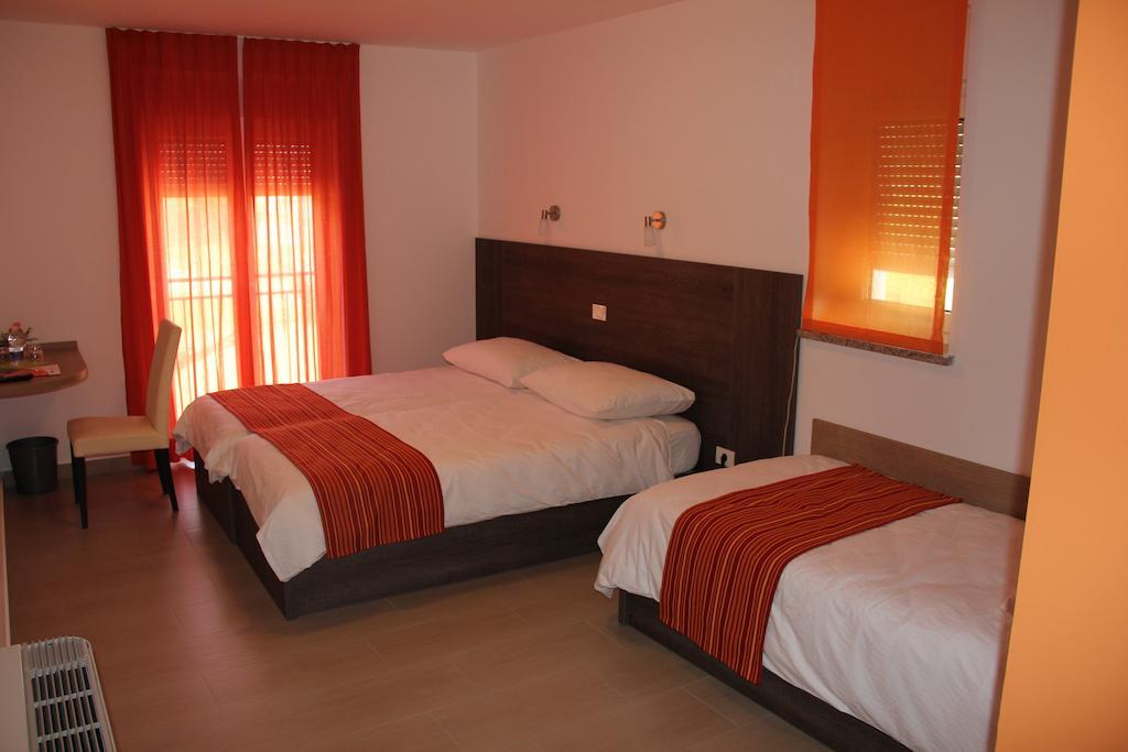 Guesthouse Osterija Branik Bilik gambar